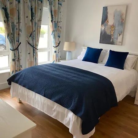 No. 21 An T'oileán Knights Town